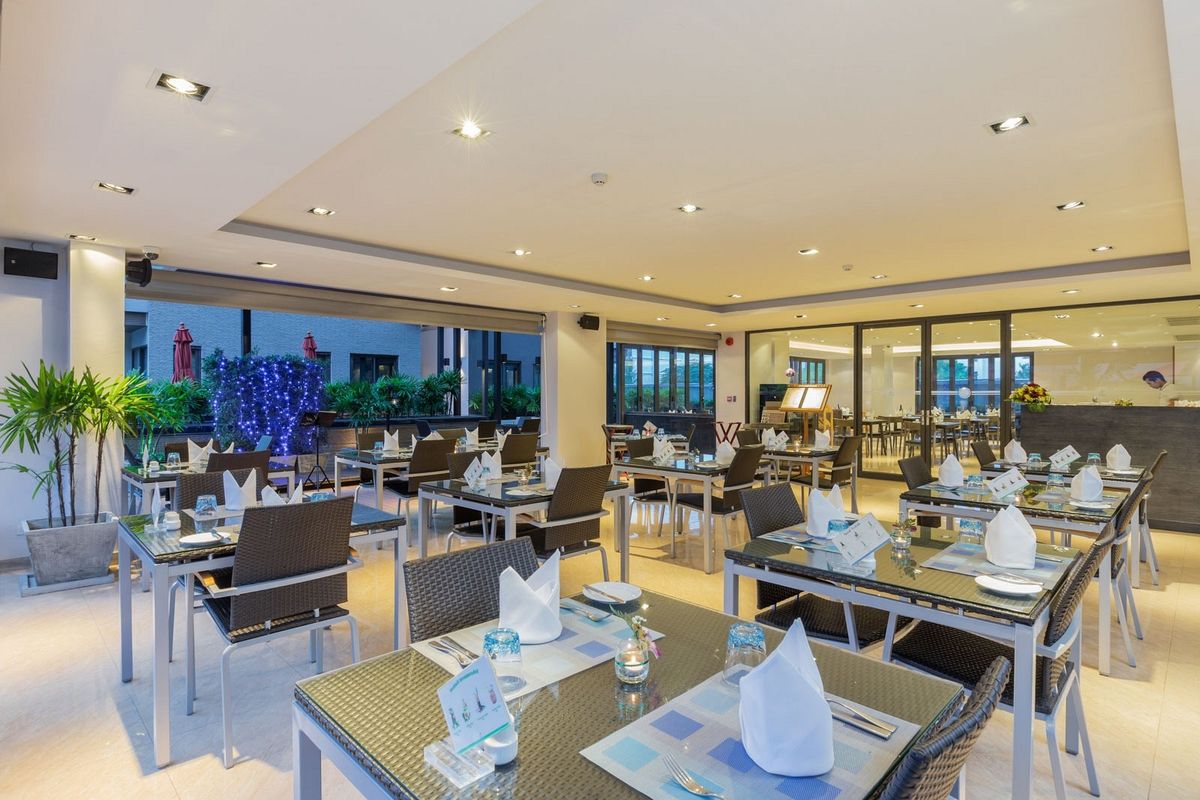 The Charm Resort Phuket фото 12
