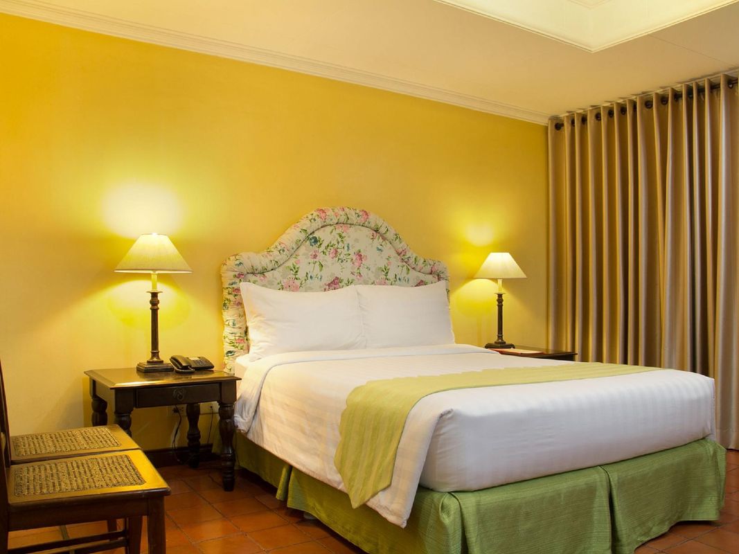 White Knight Hotel Intramuros фото 9
