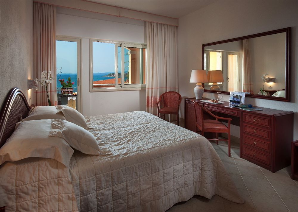 Gabbiano Azzurro Hotel & Suites фото 29