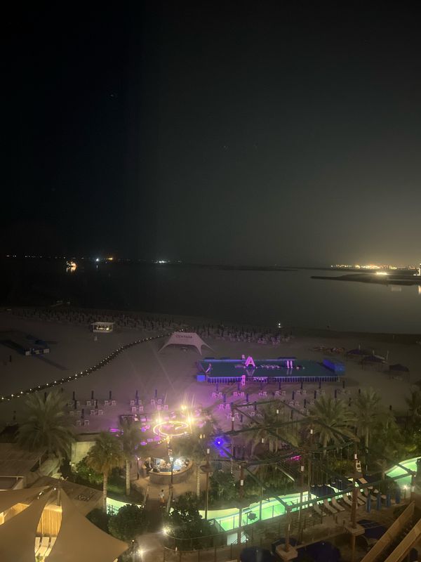 Centara Mirage Beach Resort Dubai фото 91