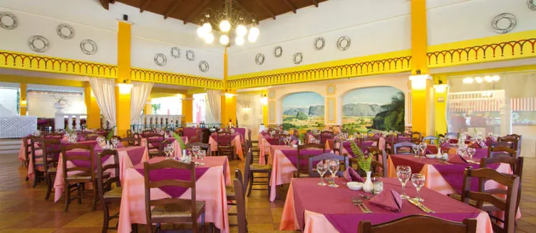 Фото отеля Memories Holguin Beach Resort (Adults Only)