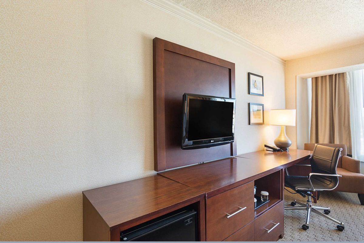 Comfort Inn By the Bay фото 43