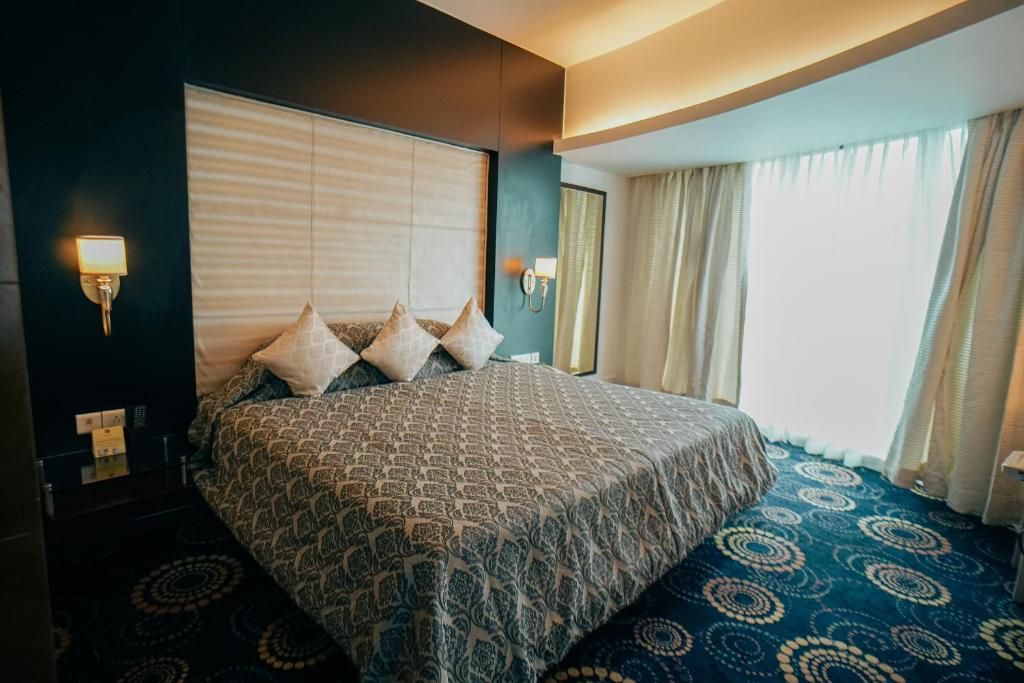 Peninsula Grand фото 7