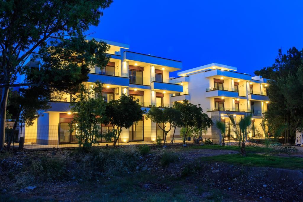 Апарт-отель «Apartments Kuce Lekovica Beach & Restaurant» фото 20