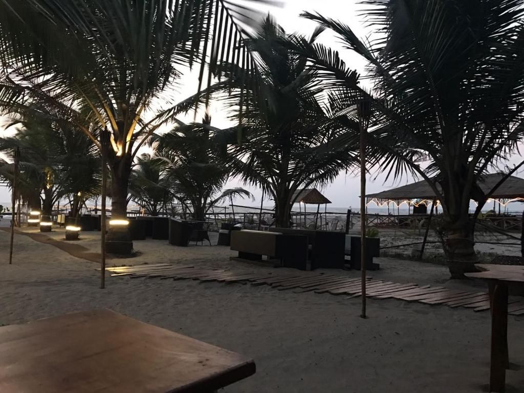 Village Susegat Beach Resort фото 55