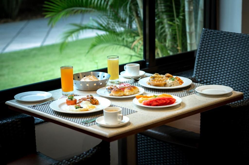 Seashell Suites and Villas фото 34