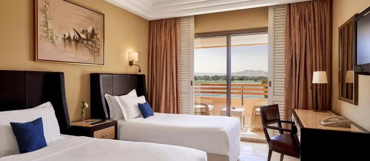 Фото отеля Steigenberger Resort Achti