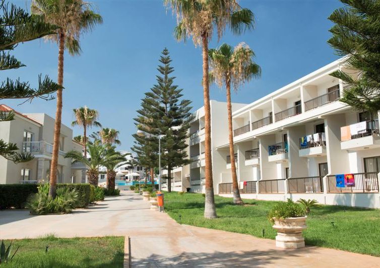 New Famagusta Hotel фото 25