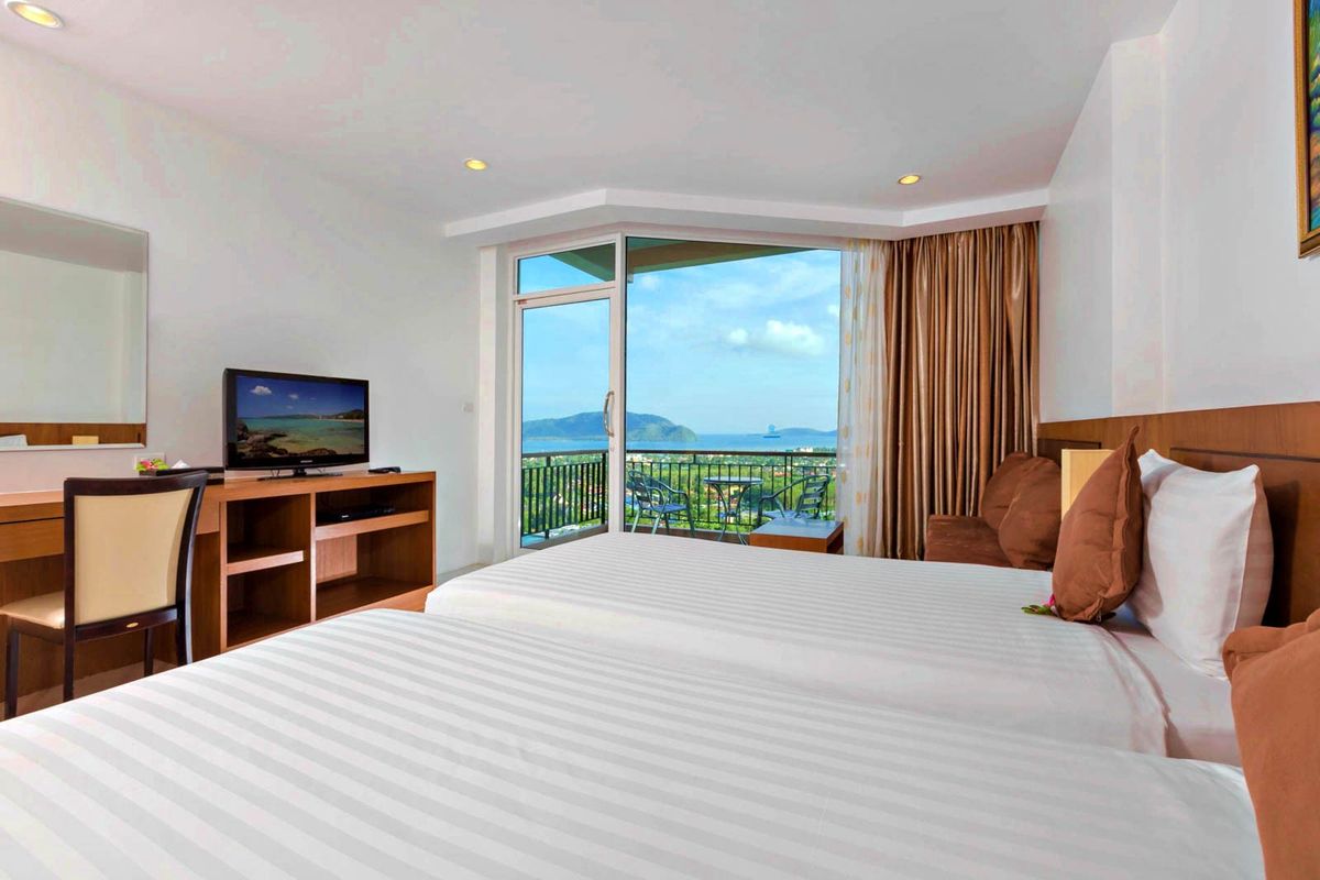 The View Rawada Phuket фото 5