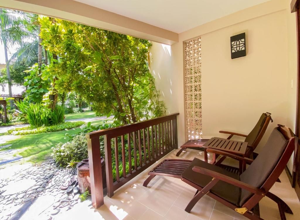 Bamboo Village Beach Resort & Spa фото 151