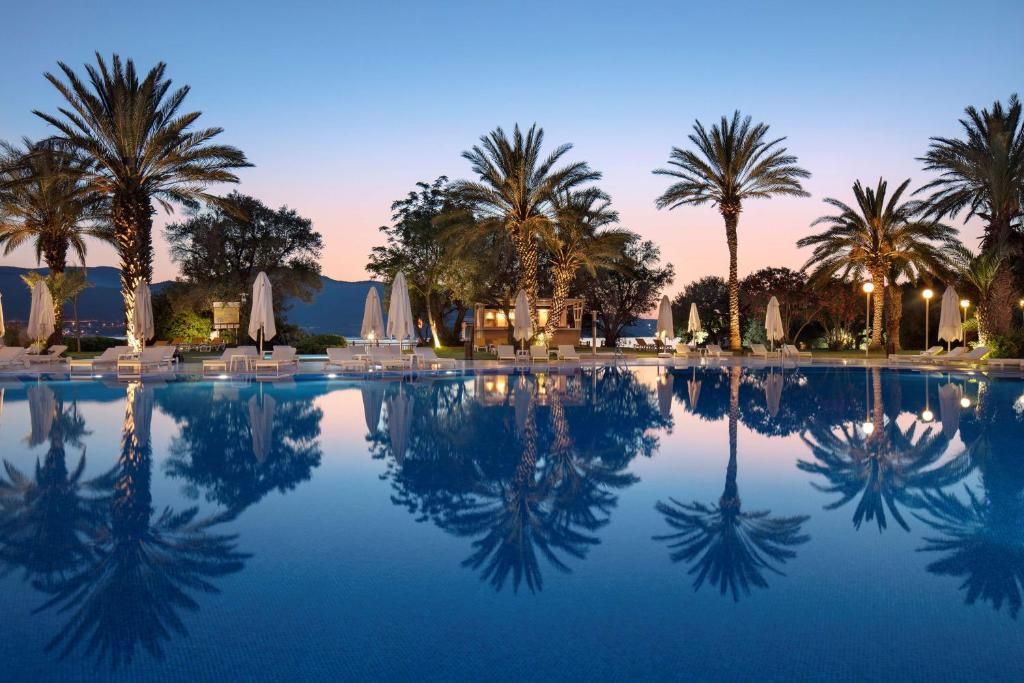 DoubleTree by Hilton Bodrum Isil Club Resort фото 105