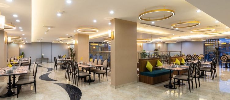 Фото отеля Warwick Riyadh