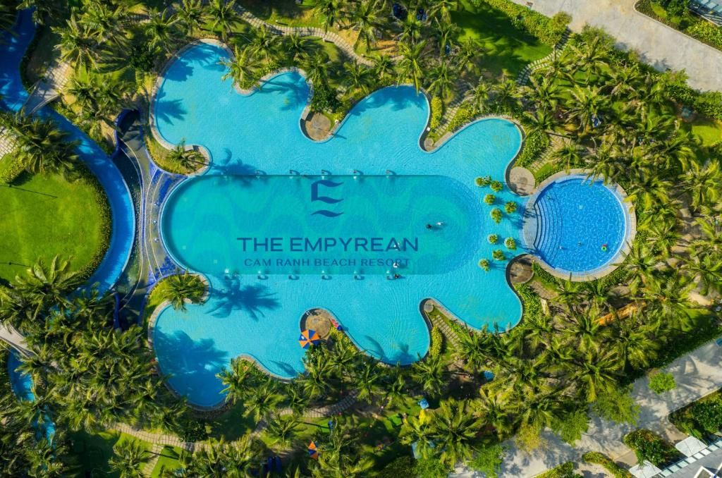 The Empyrean Cam Ranh Beach Resort фото 40