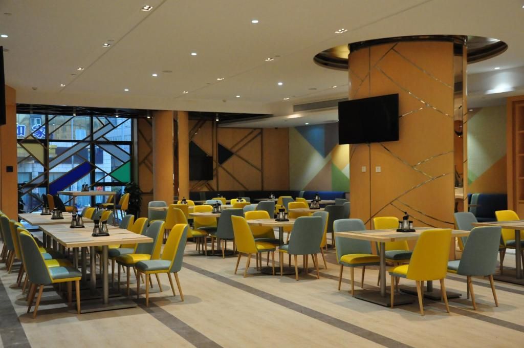 Holiday Inn Express Shanghai Zhenping фото 18