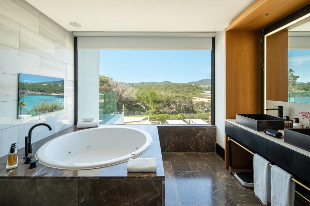 BLESS Hotel Ibiza - The Leading Hotels of The World фото 7