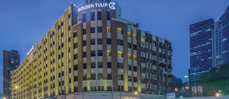 Фото отеля Golden Tulip Bund New Asia