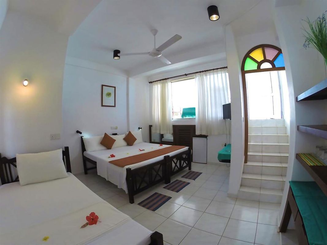 Royal Beach Hotel фото 6