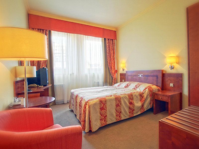 BEST WESTERN Hotel Bila Labut фото 9