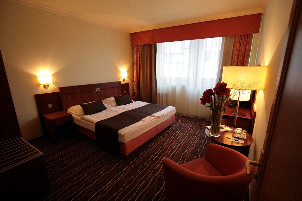 BEST WESTERN Hotel Bila Labut фото 3