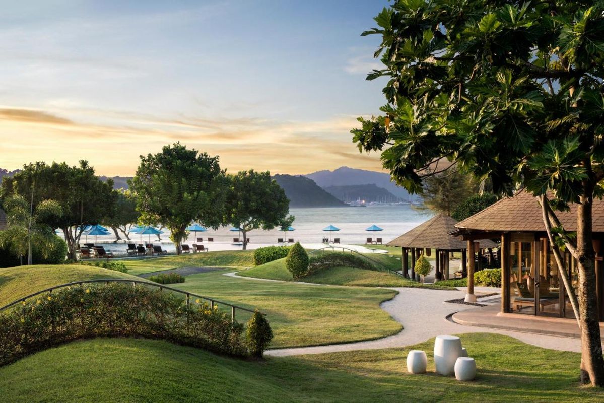 The Naka Island A Luxury Collection Resort & Spa фото 22