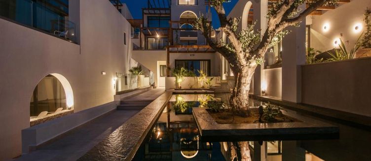 Фото отеля Vaya Suites by Omilos Hotels