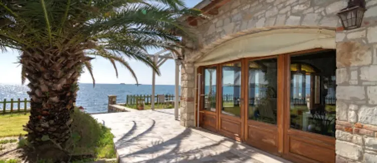 Фото отеля Lavantalı Konak Taş Ev - Otel&Restoran