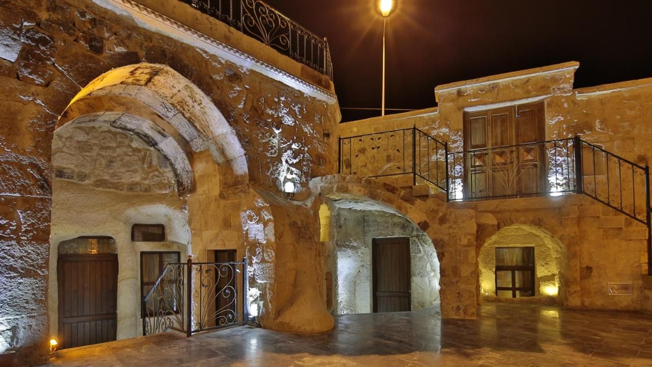 Golden Cave Suites фото 13