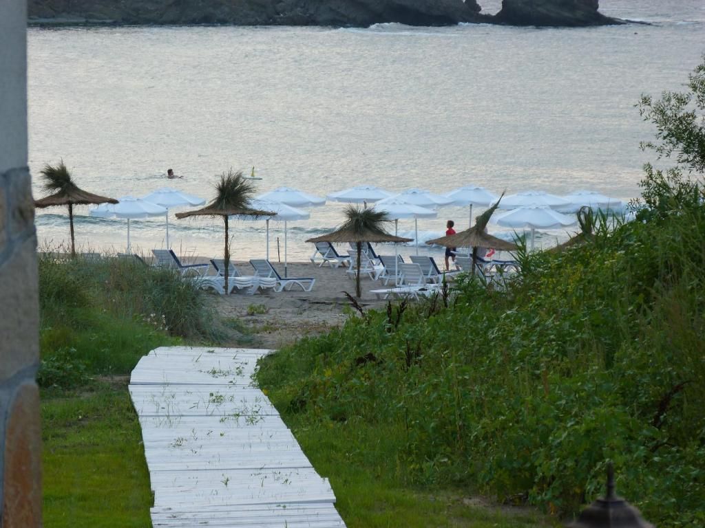Toma's Residence- All Inclusive фото 10