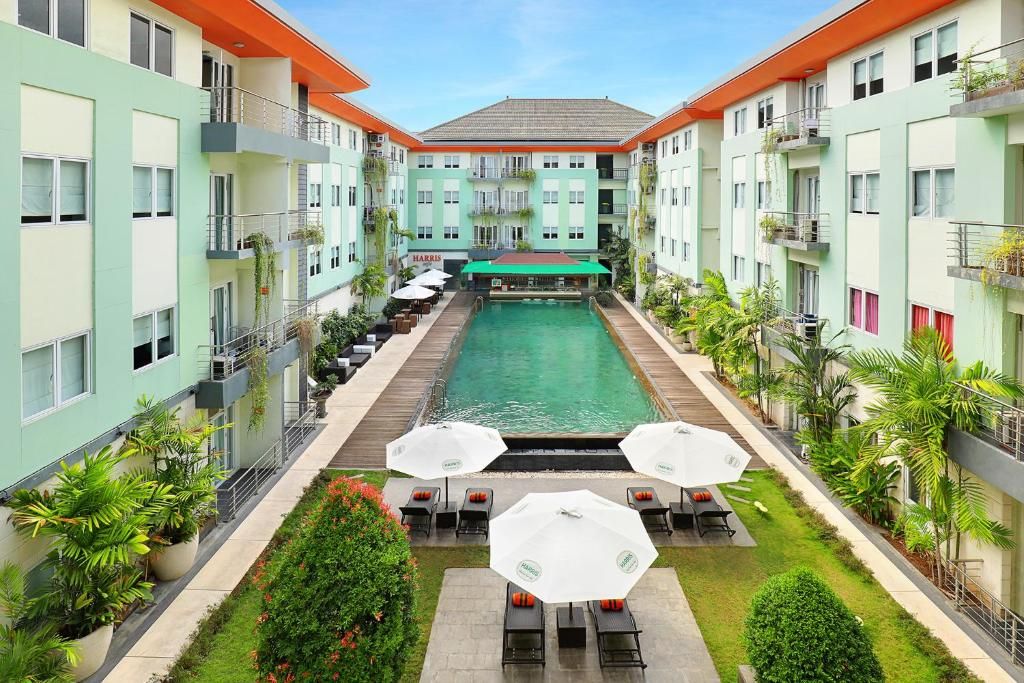 Harris Hotel & Residences Riverview Kuta фото 0
