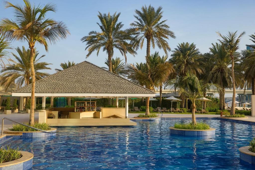 Beach Rotana Hotel фото 92