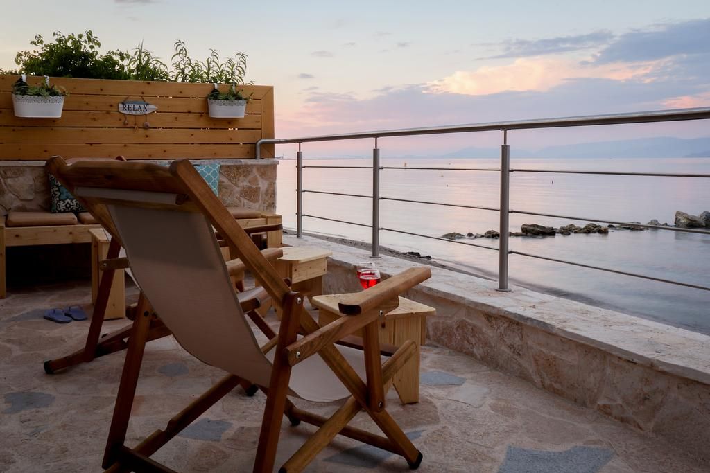 Ekati Mare Suites & Villas фото 0
