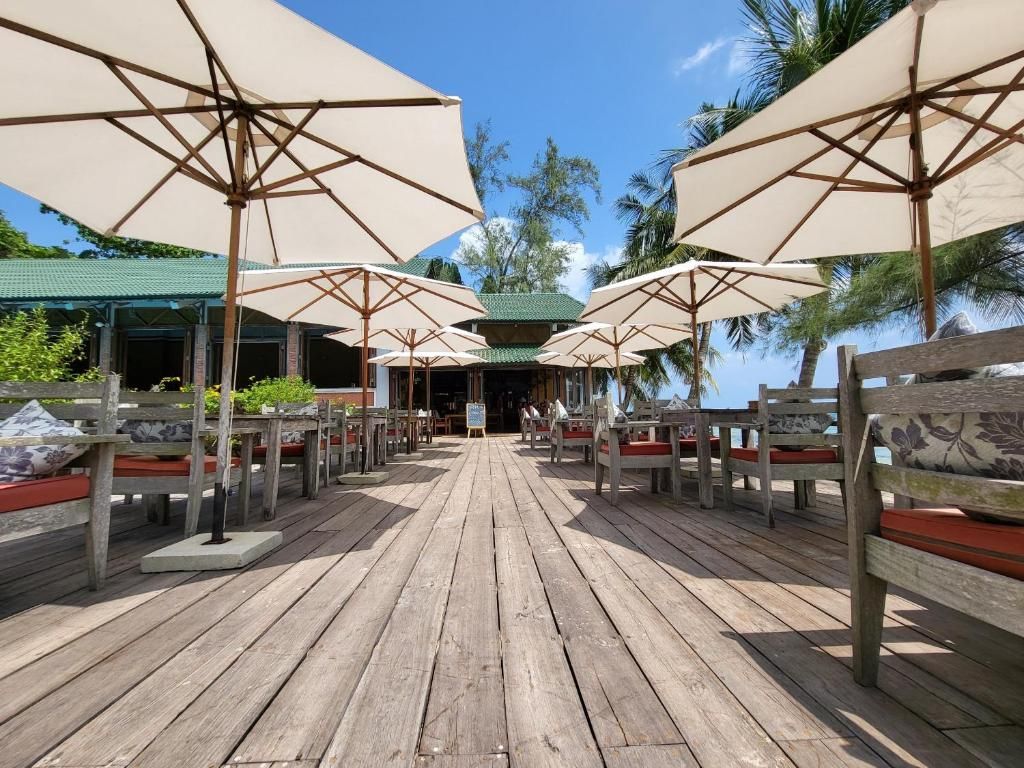 Ancarine Beach Resort фото 3