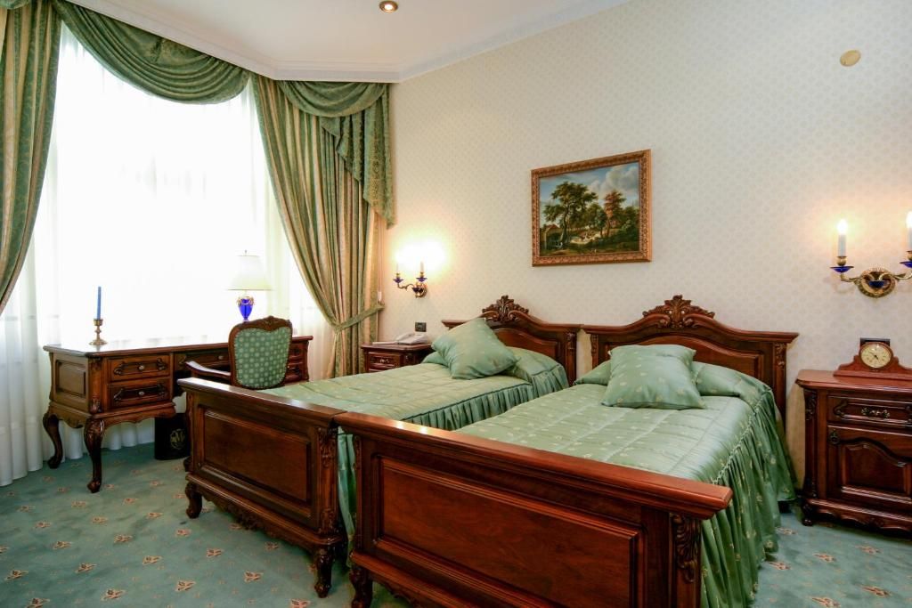 Grand Hotel London фото 18