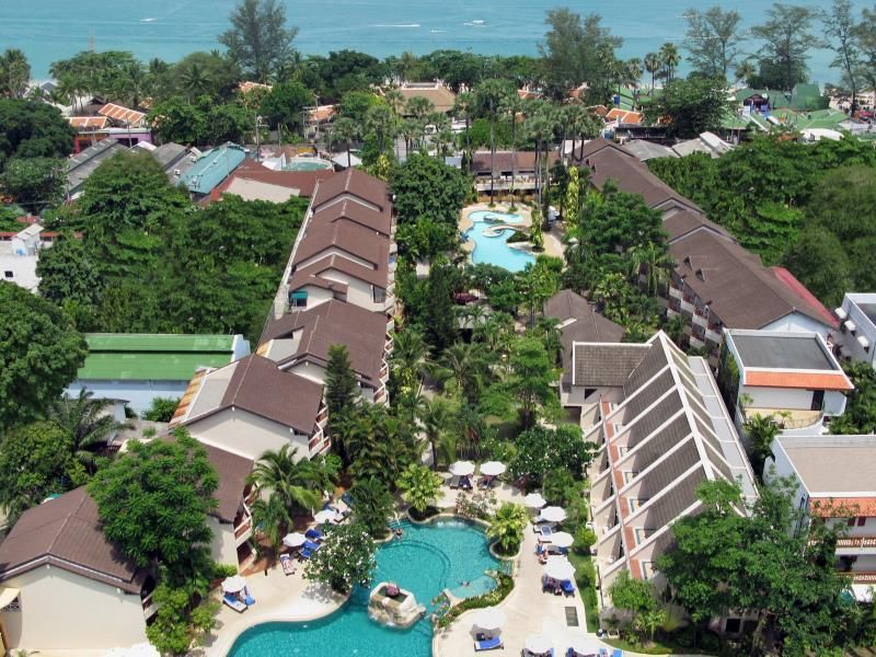 Thara Patong Beach Resort & Spa фото 30