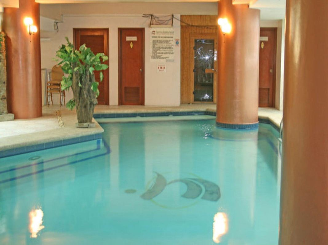 Sarrosa International Hotel and Residential Suites - Multiple Use Hotel фото 15