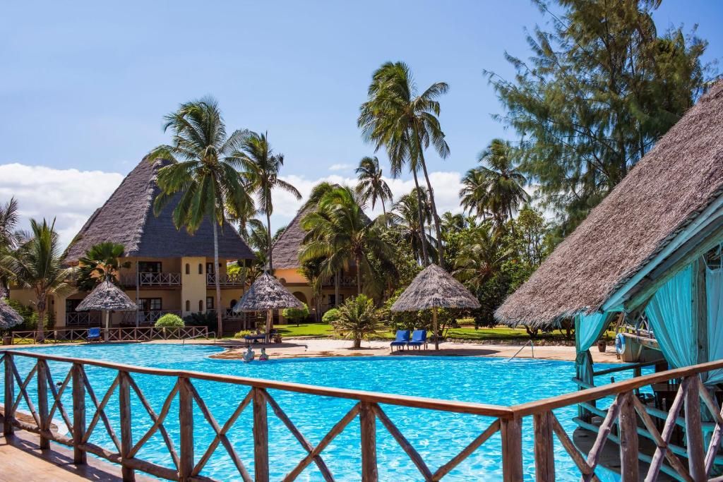 Neptune Pwani Beach Resort & Spa фото 83
