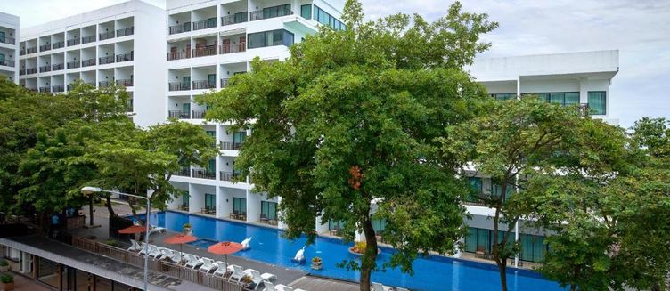 Фото отеля Cosy Beach Hotel Ocean Wing