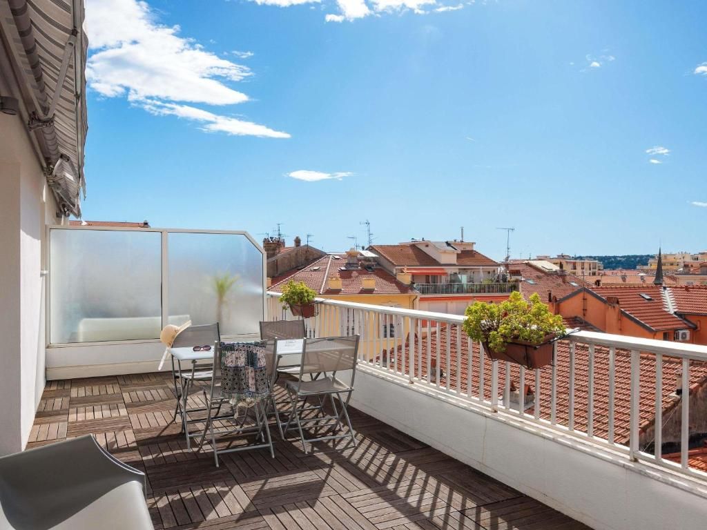 ibis Styles Menton Centre фото 11