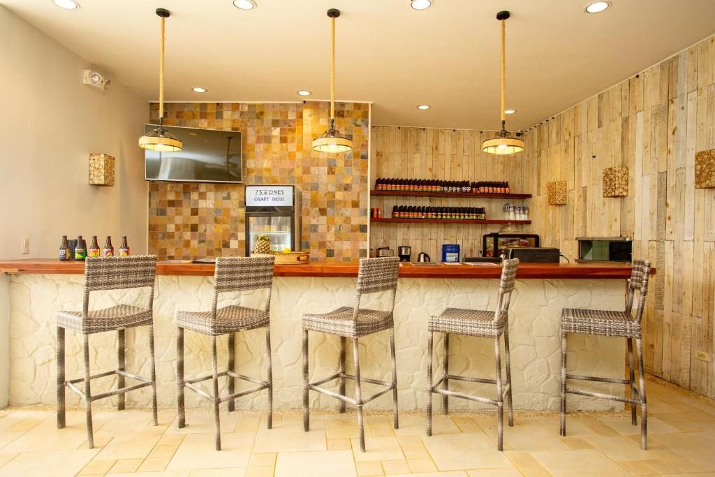 7 Stones Boracay Suites фото 74