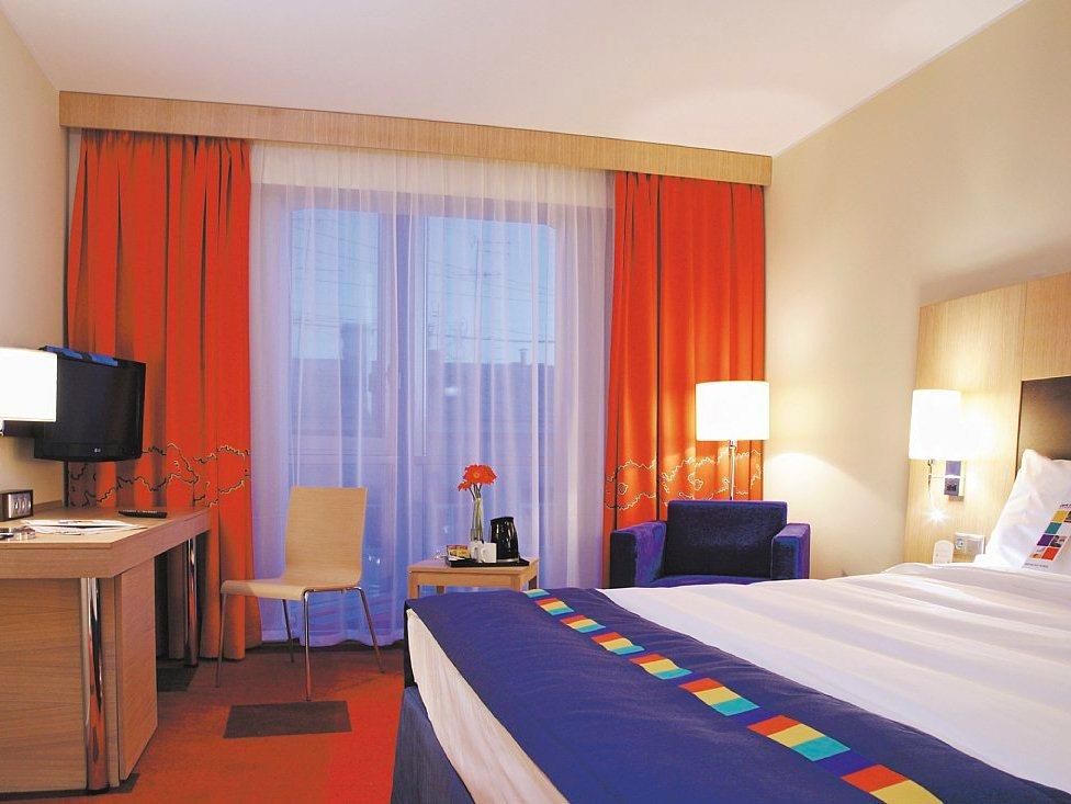 Park Inn by Radisson Nevsky фото 2