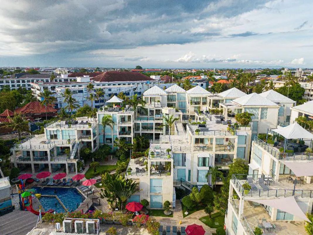 FuramaXclusive Ocean Beach Seminyak фото 1