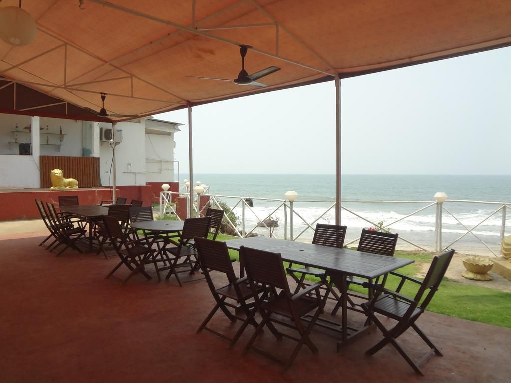 Treebo Maison Ocean Beach Resort фото 14