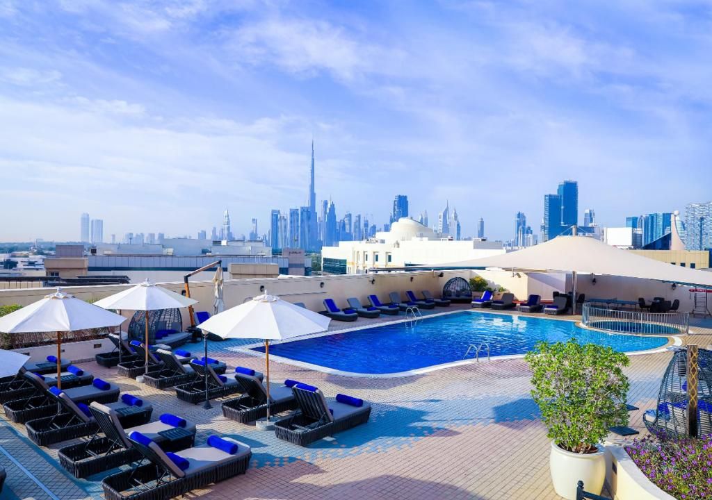 Movenpick Hotel & Apartments Bur Dubai фото 1