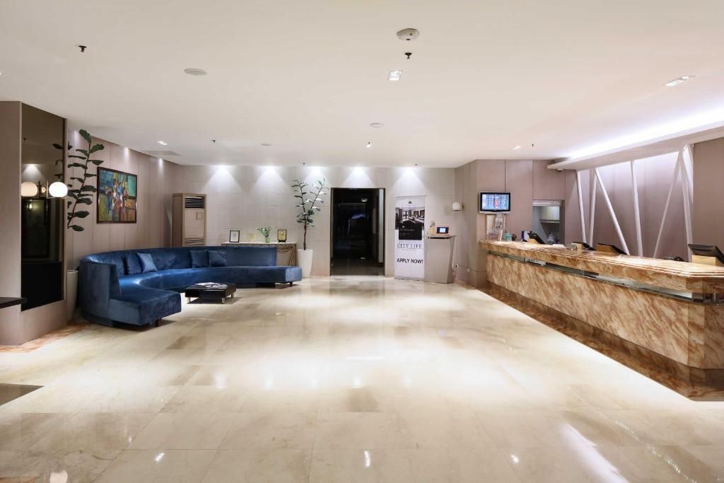 City Garden Suites фото 5