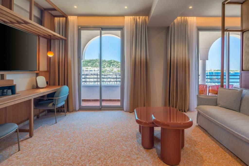 Radisson Blu 1835 Hotel & Thalasso, Cannes фото 24