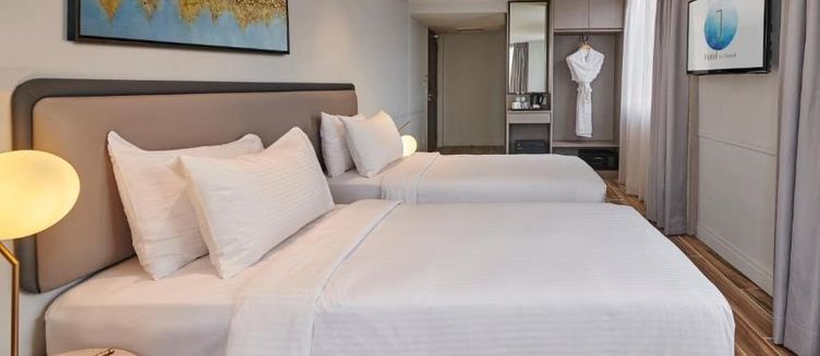 Фото отеля J-Hotel by Dorsett