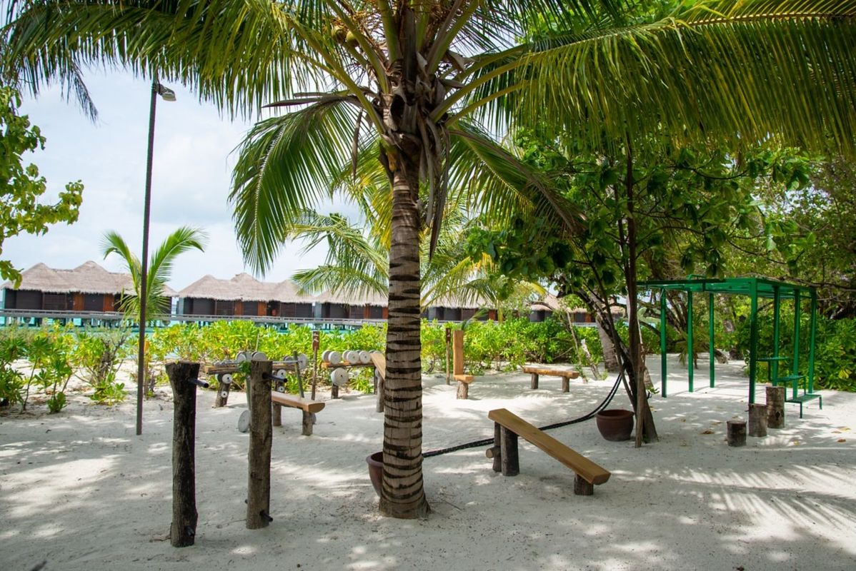 Sheraton Maldives Full Moon Resort & Spa фото 25