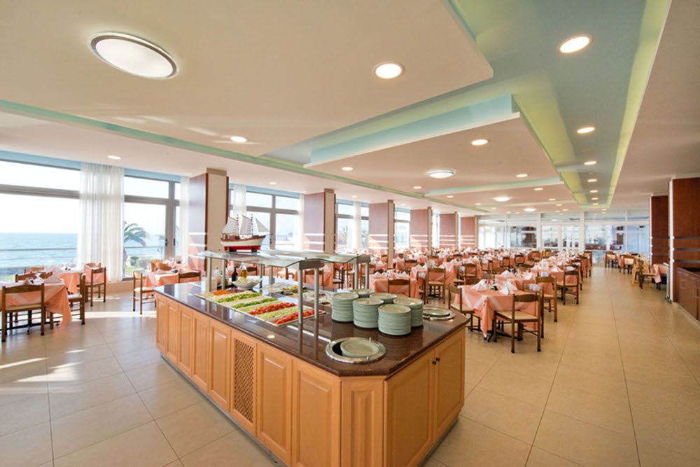 Belair Beach Hotel фото 8
