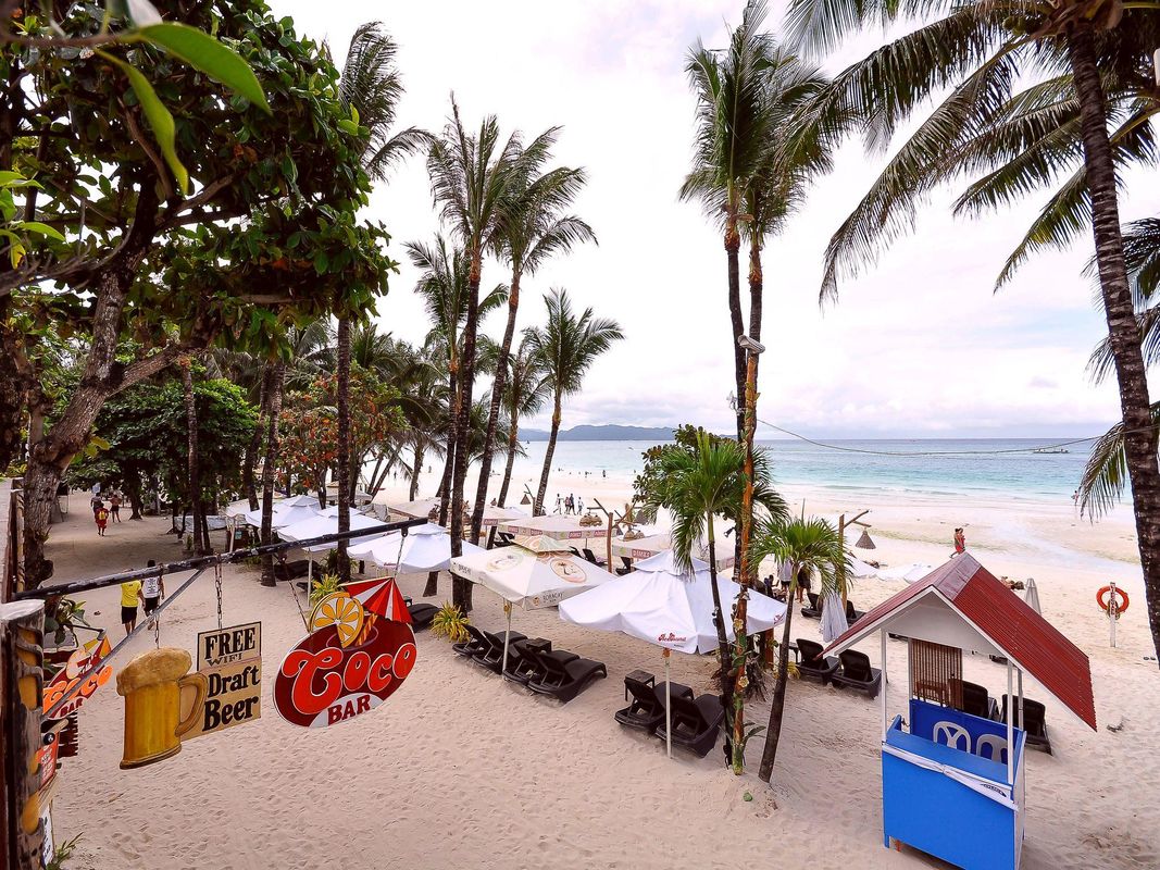 Red Coconut Beach Hotel фото 11