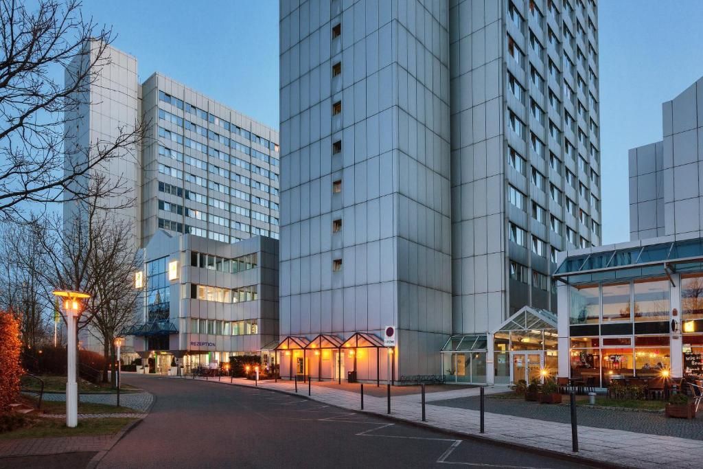 Holiday Inn Berlin City-East Landsberger Allee фото 38